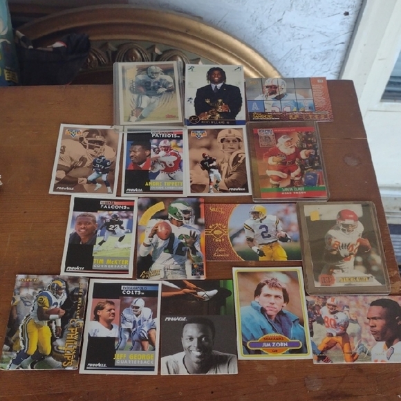 Vintage Football Trading Cards Collection - Picture 1 of 5